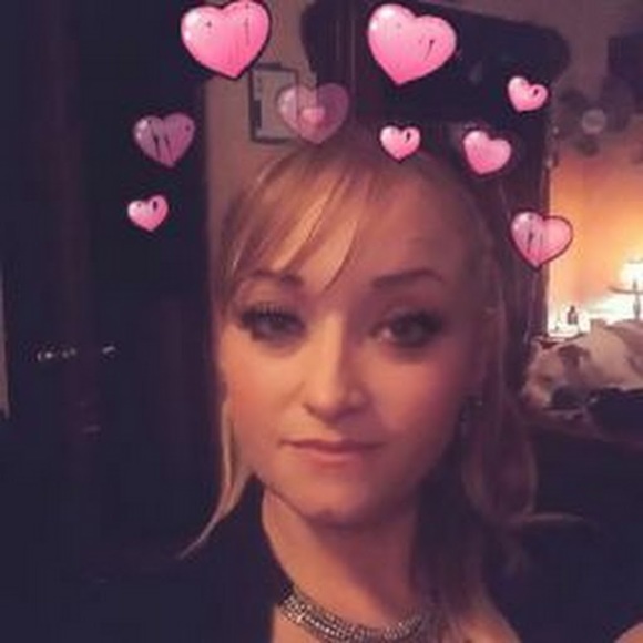 Meet your Posher, Kaley - Picture 1 of 1